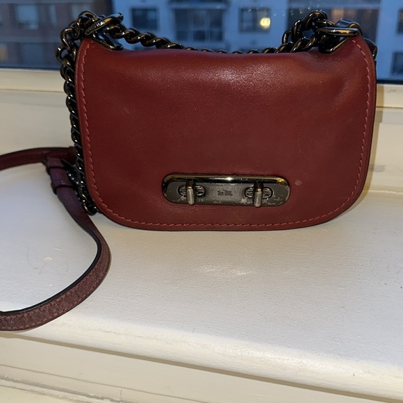 Used Coach Leather Crossbody / Shoulder Bag - Picture 2 of 6